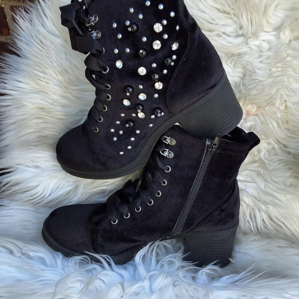 Madden Veera Velvet embellished Combat boots 9 - Picture 13 of 16